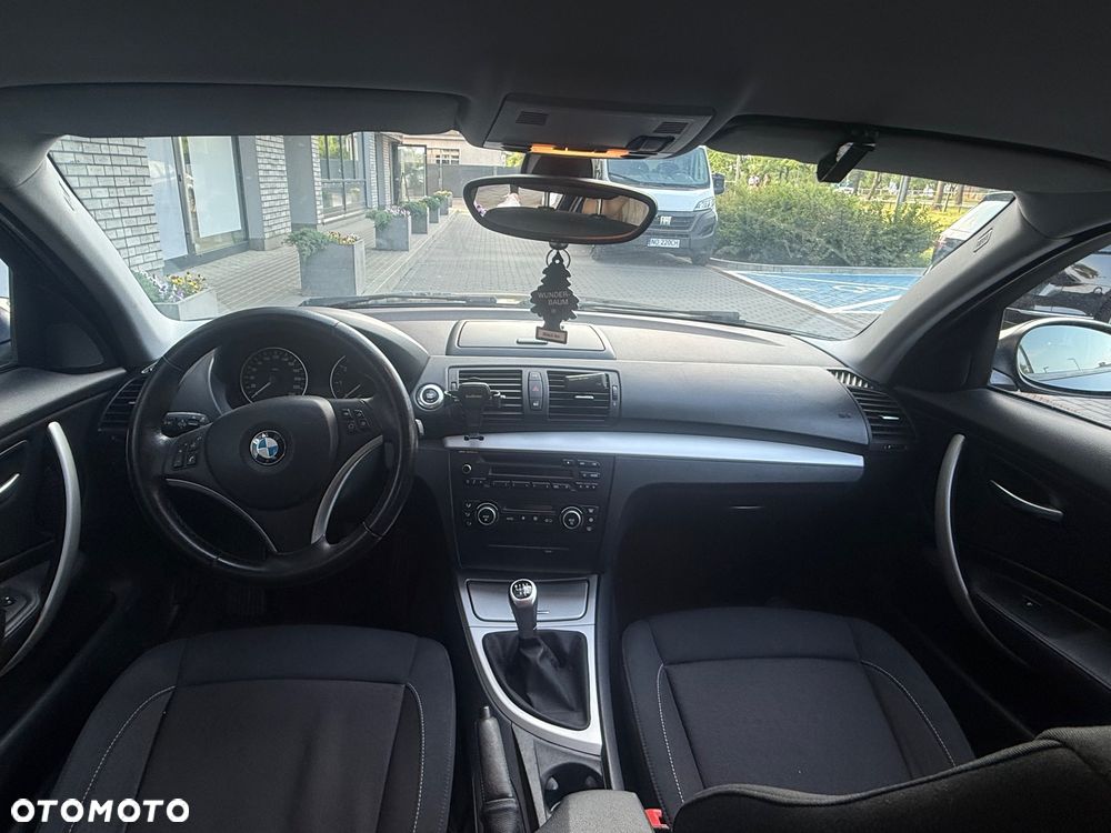 BMW Seria 1 116i - 15