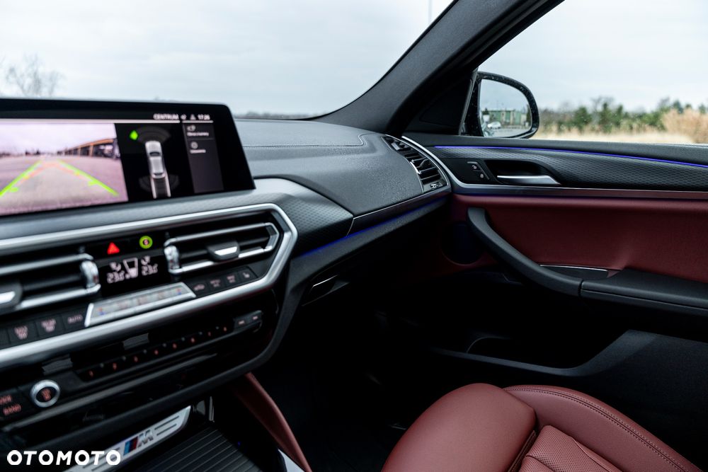 BMW X4 xM40i mHEV - 27
