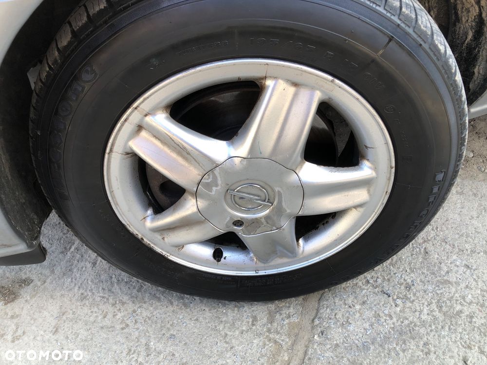 Opel Zafira 1.8 16V Comfort - 15