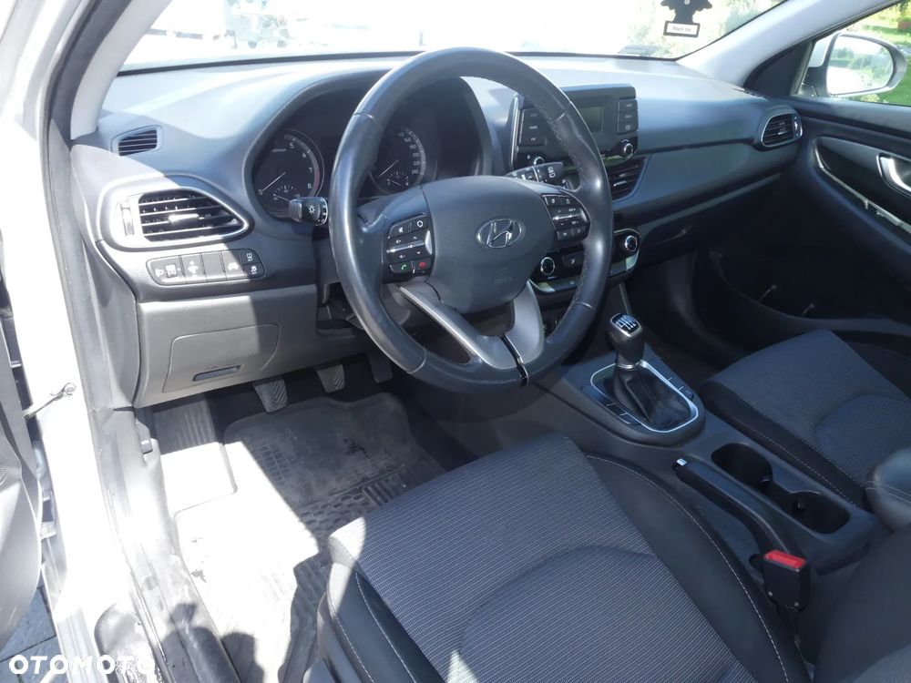 Hyundai i30 1.4 Comfort - 3