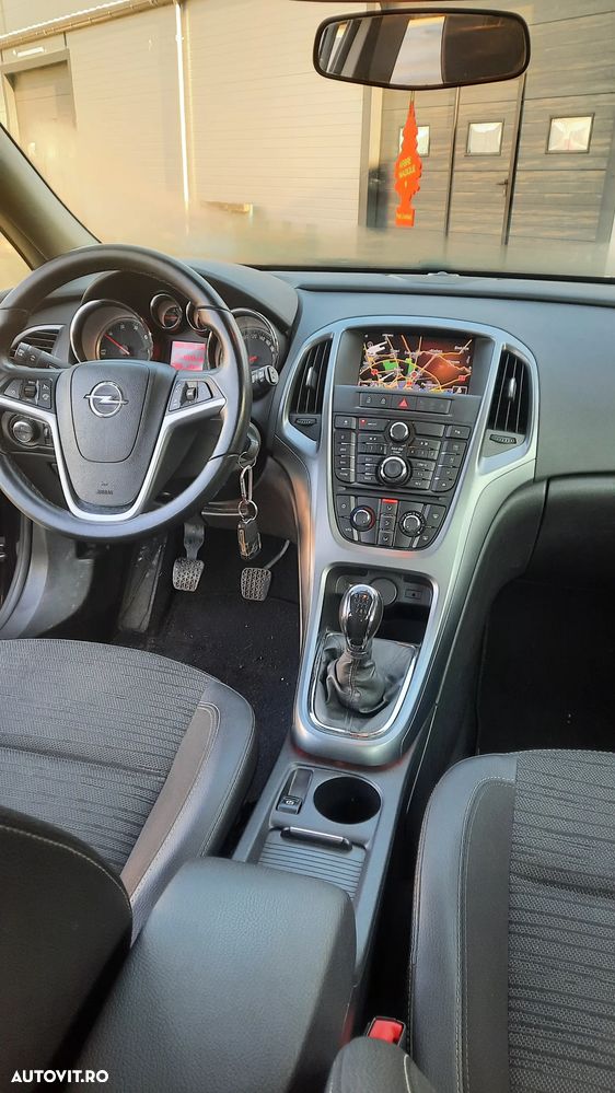 Opel Astra 1.6 CDTI DPF ecoFLEX TourerStart/Stop Exklusiv - 12