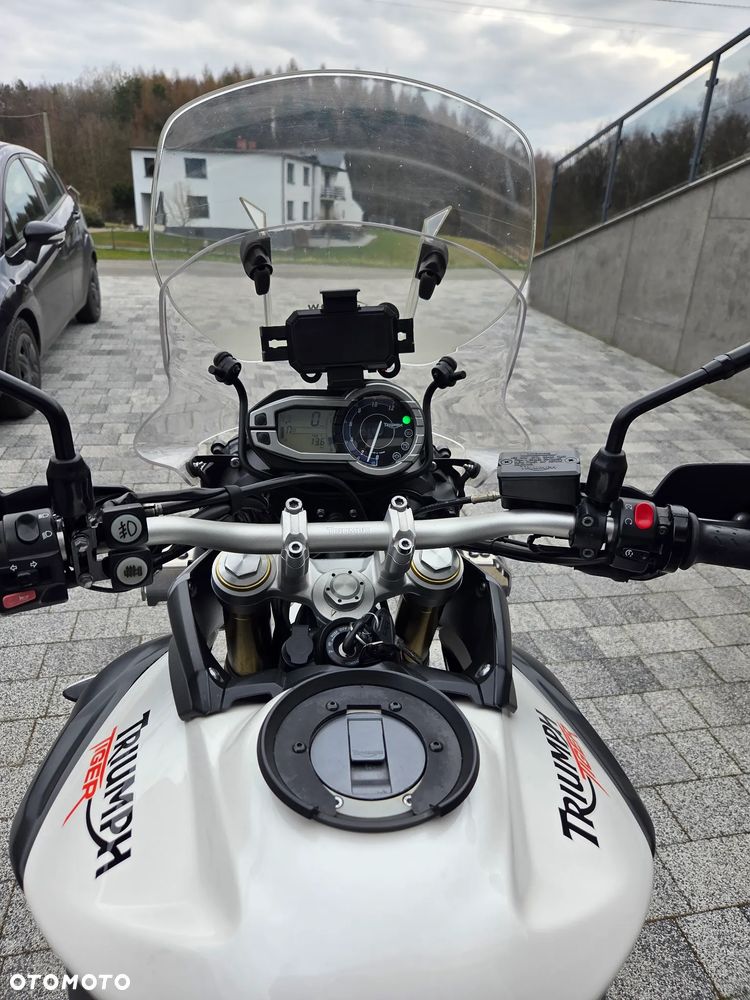 Triumph Tiger - 12