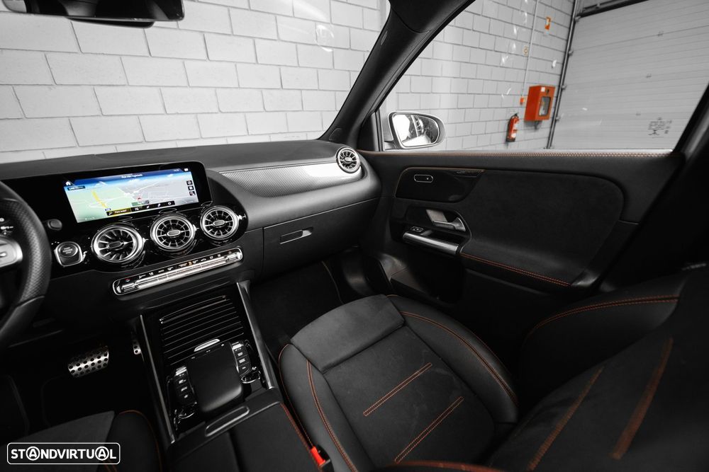 Mercedes-Benz GLA 250 e AMG Line - 42