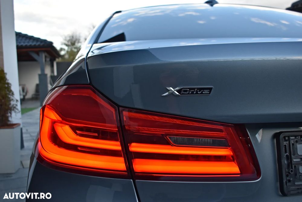 BMW Seria 5 520d xDrive AT - 17