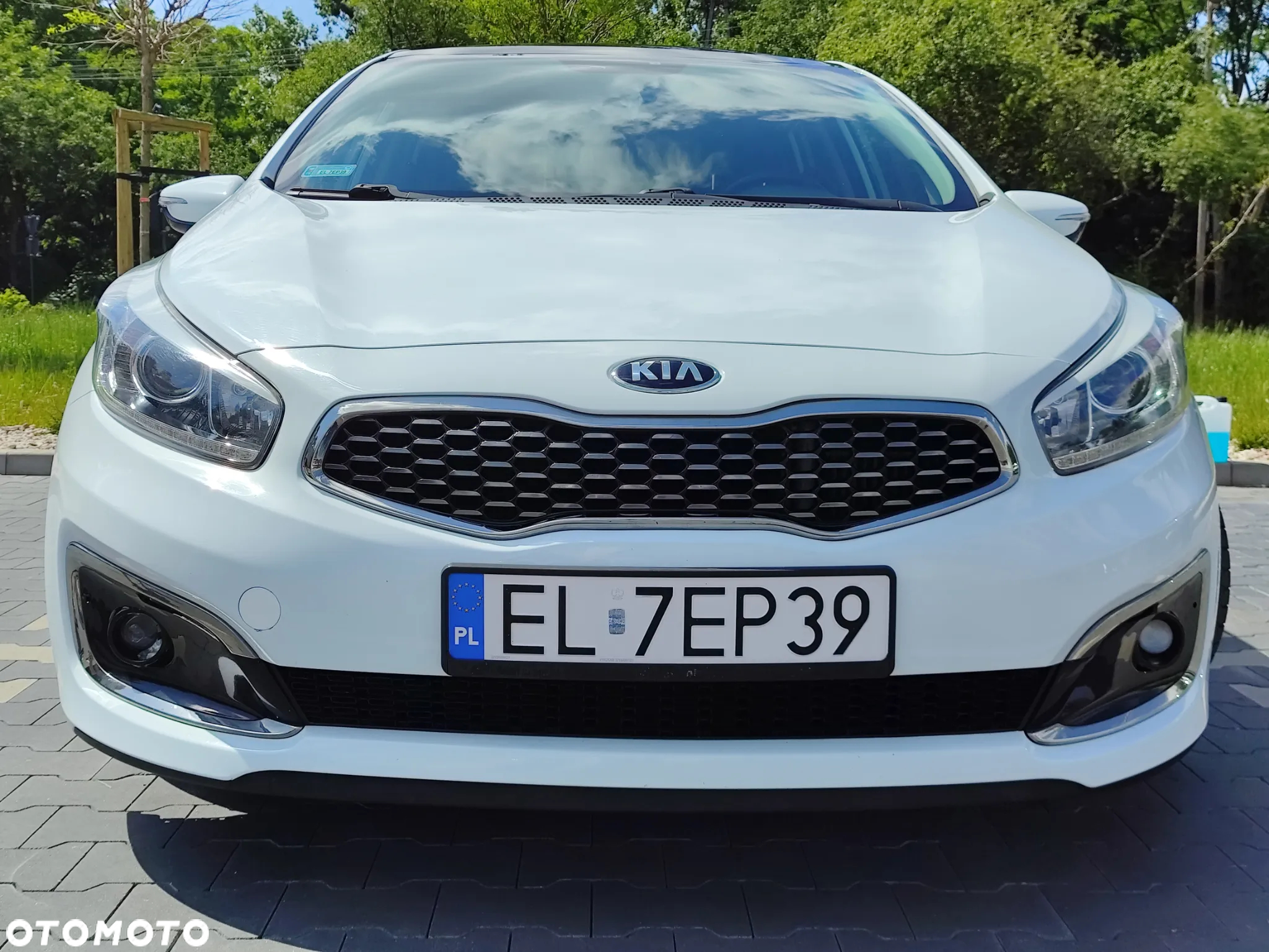 Kia Ceed 1.6 CRDi 128 Platinum Edition - 4