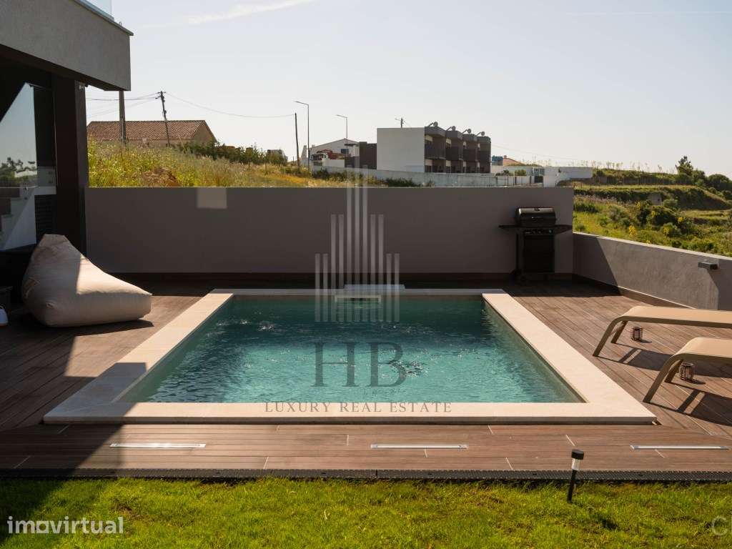 Villa T4 Contemporânea com Piscina, Rooftop Panorâmico e Vista Mar ... - Grande imagem: 5/60