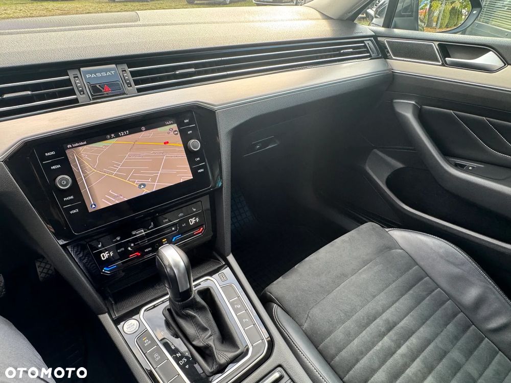 Volkswagen Passat 2.0 TSI Elegance DSG - 4