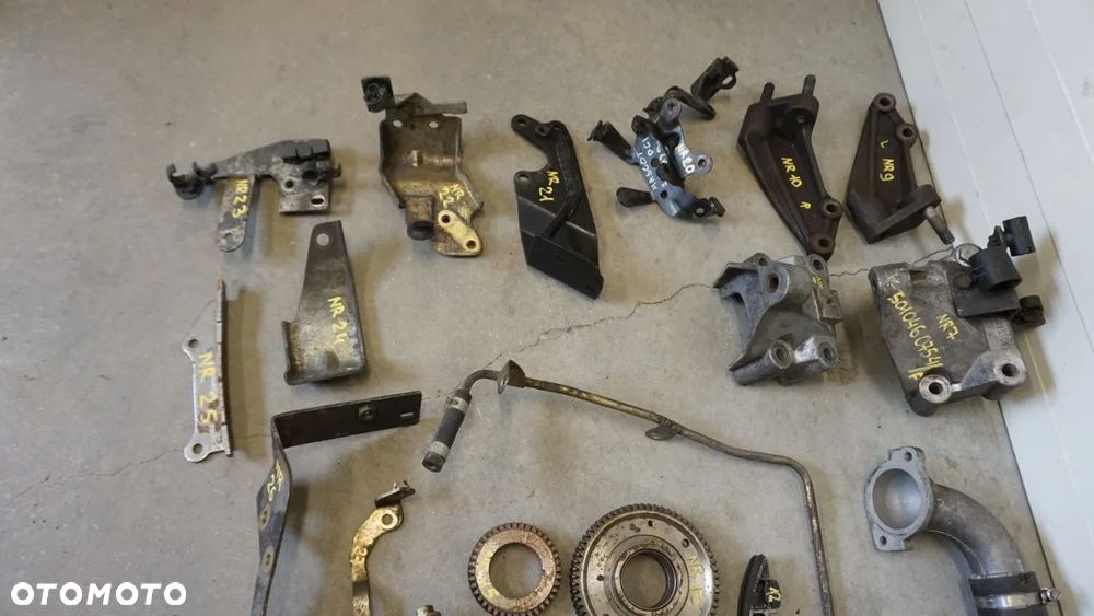 CZĘŚCI DO SILNIKA OSPRZĘT ROZRZĄD KOŁO ZĘBATE MASCOTT 3.0 DXI - 17