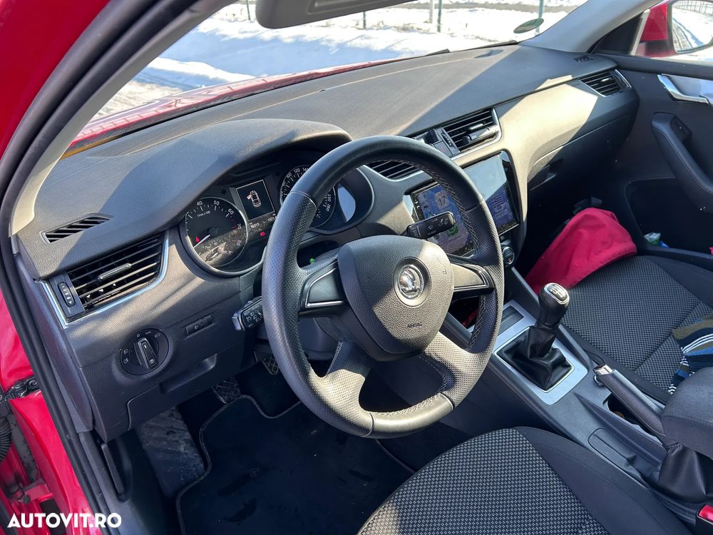 Skoda Octavia 1.2 TSI AMBITION - 10