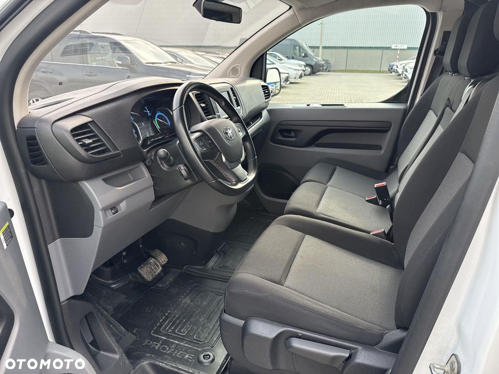 Toyota PROACE - 13