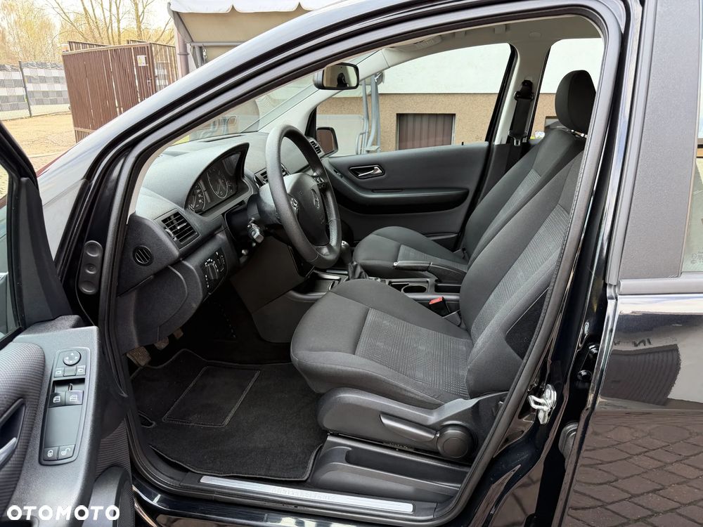 Mercedes-Benz Klasa A 150 Elegance Edition 10 - 21