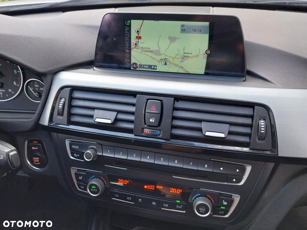BMW Seria 3 318d Sport Line - 17