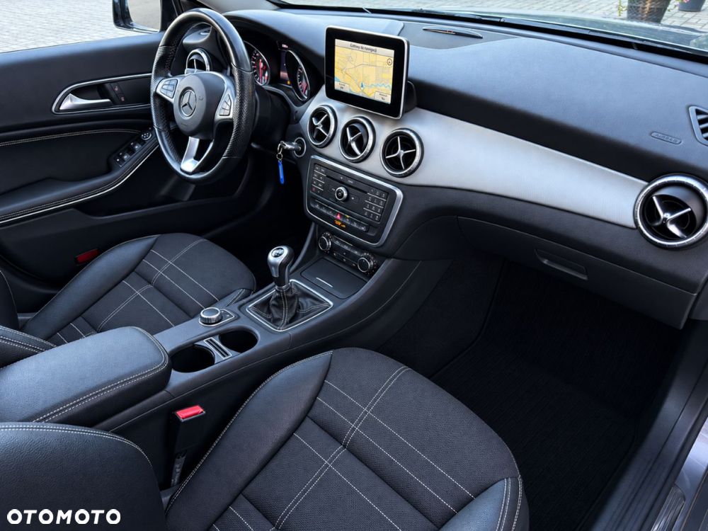 Mercedes-Benz CLA 2015
