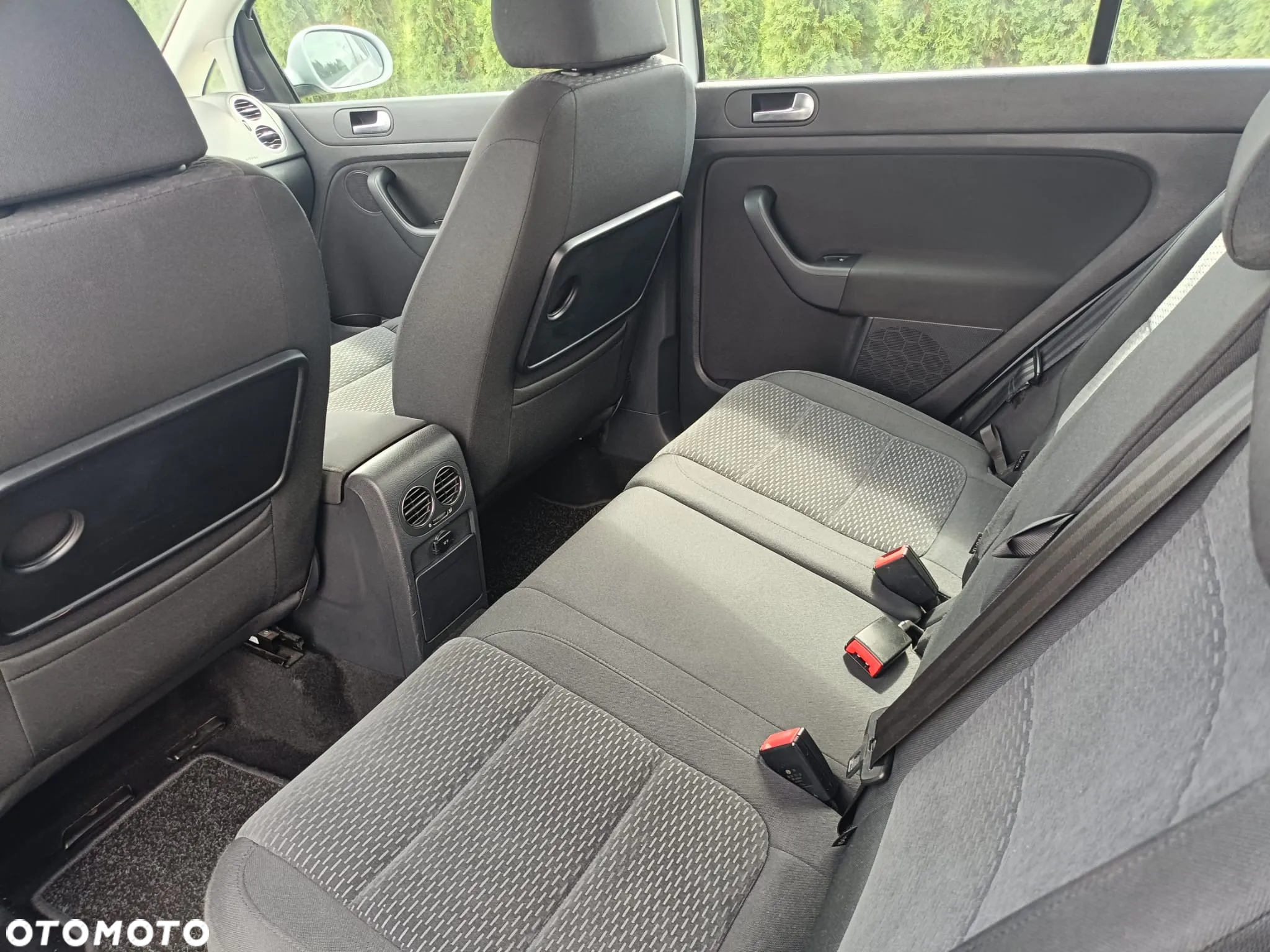 Volkswagen Golf 1.4 TSI Comfortline - 12