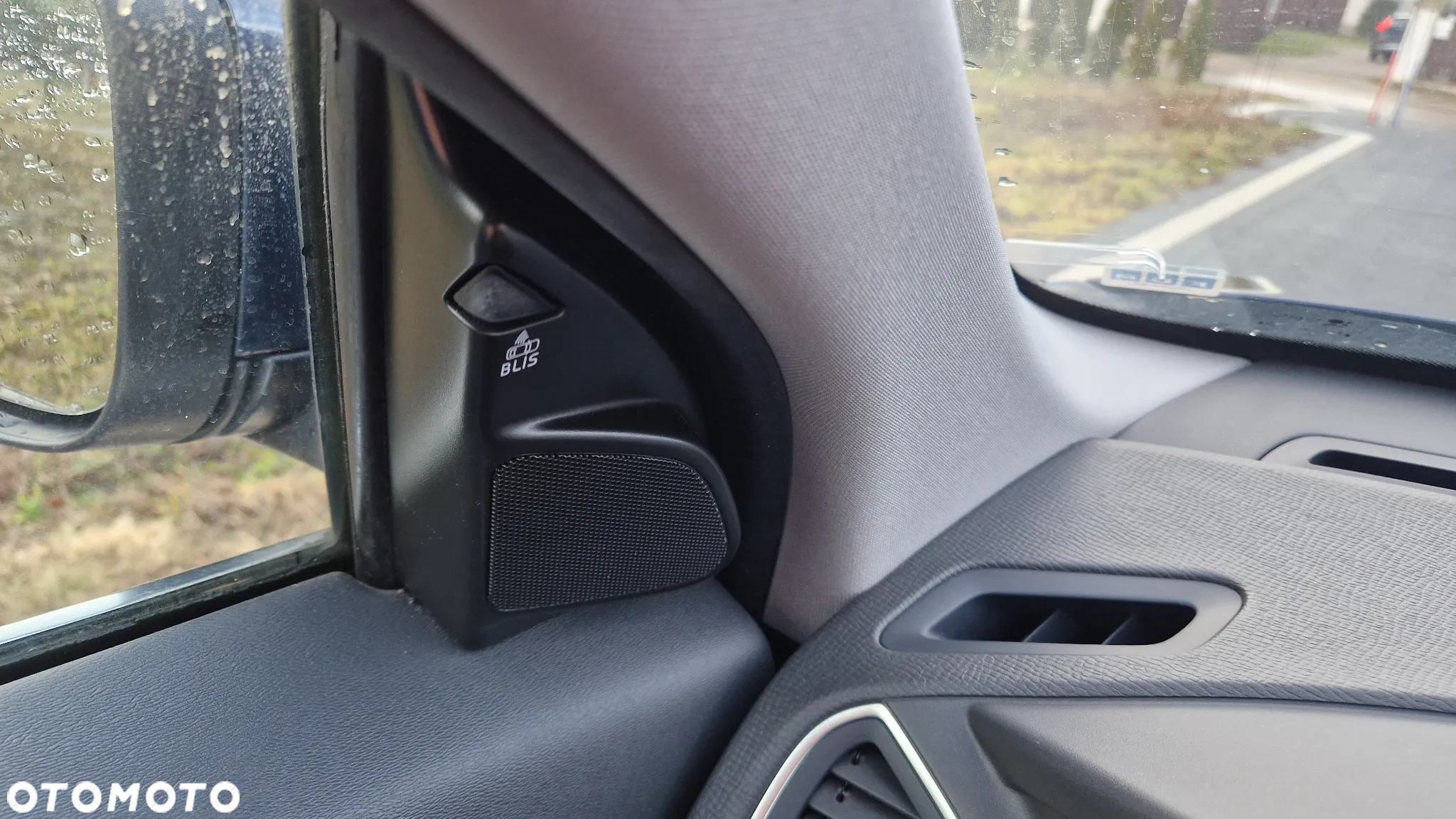 Volvo XC 60 D4 Geartronic Momentum - 32