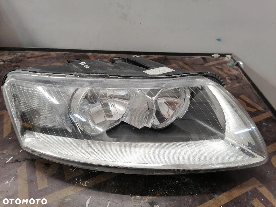 Lampa Prawy Przód Przednia TYC Audi A6 C6 Europa - 1