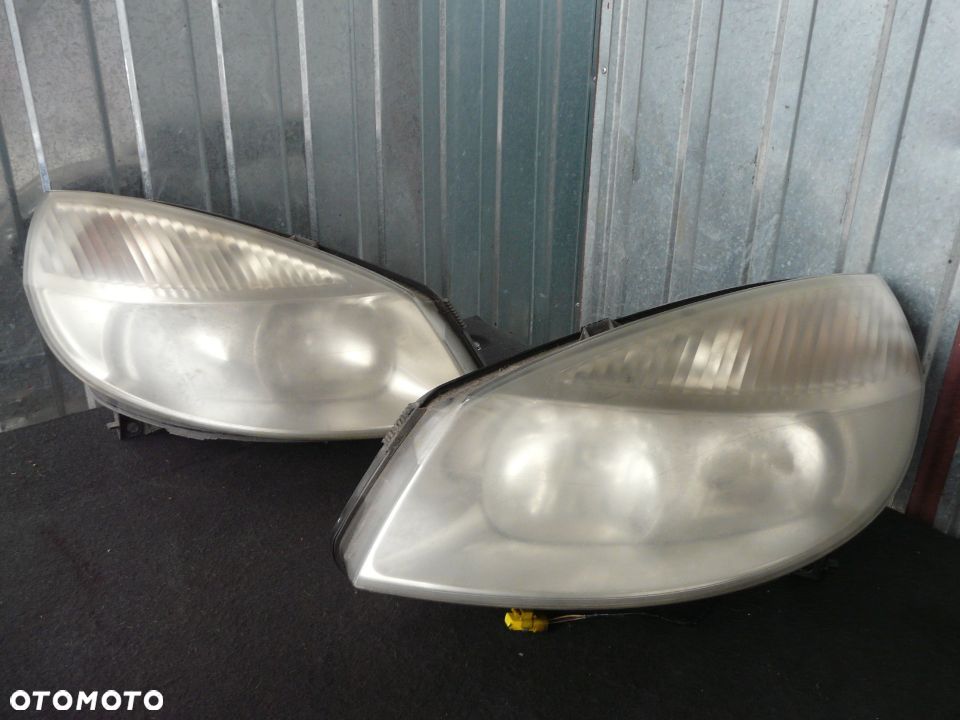 Lampa przednia lewa prawa reflektor przedni Renault Scenic 2 - 1