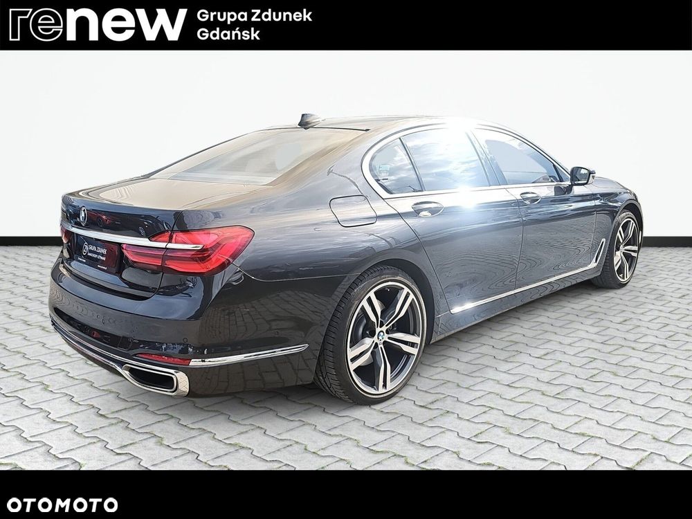 BMW Seria 7 - 40
