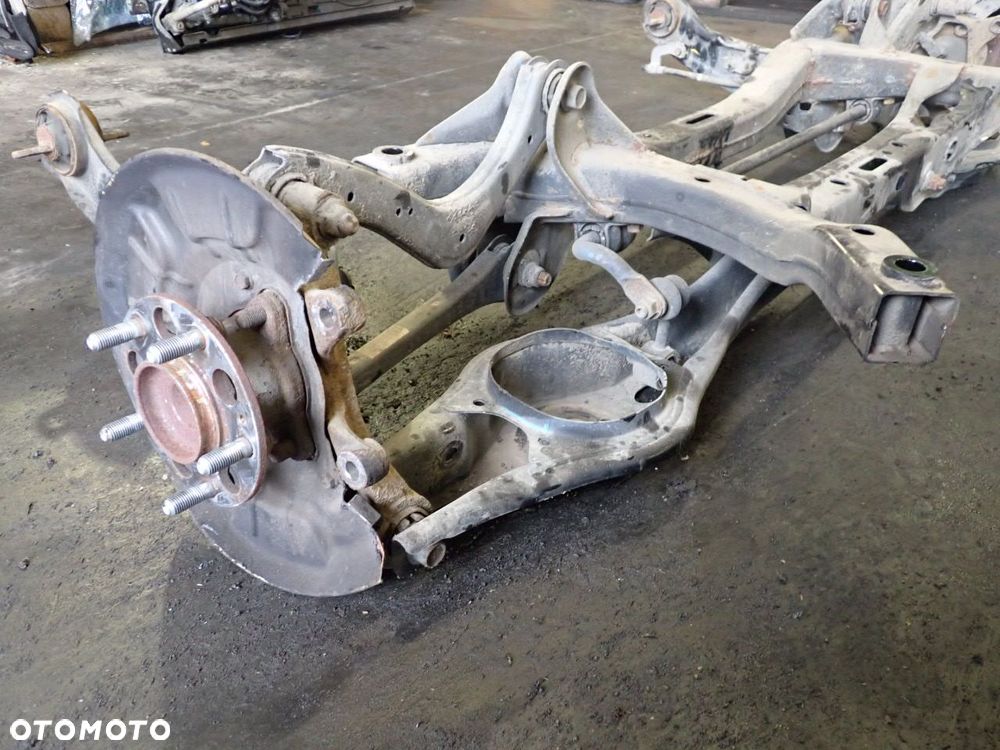 SANKI WÓZEK KOŁYSKA TYŁ HYUNDAI I30 III KOMBI - 10