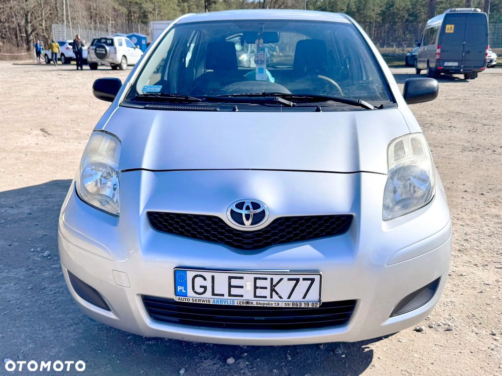 Toyota Yaris 1.0 Luna - 4