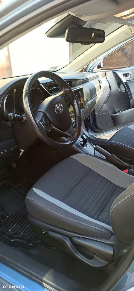 Toyota Auris 1.8 HSD Luna - 5