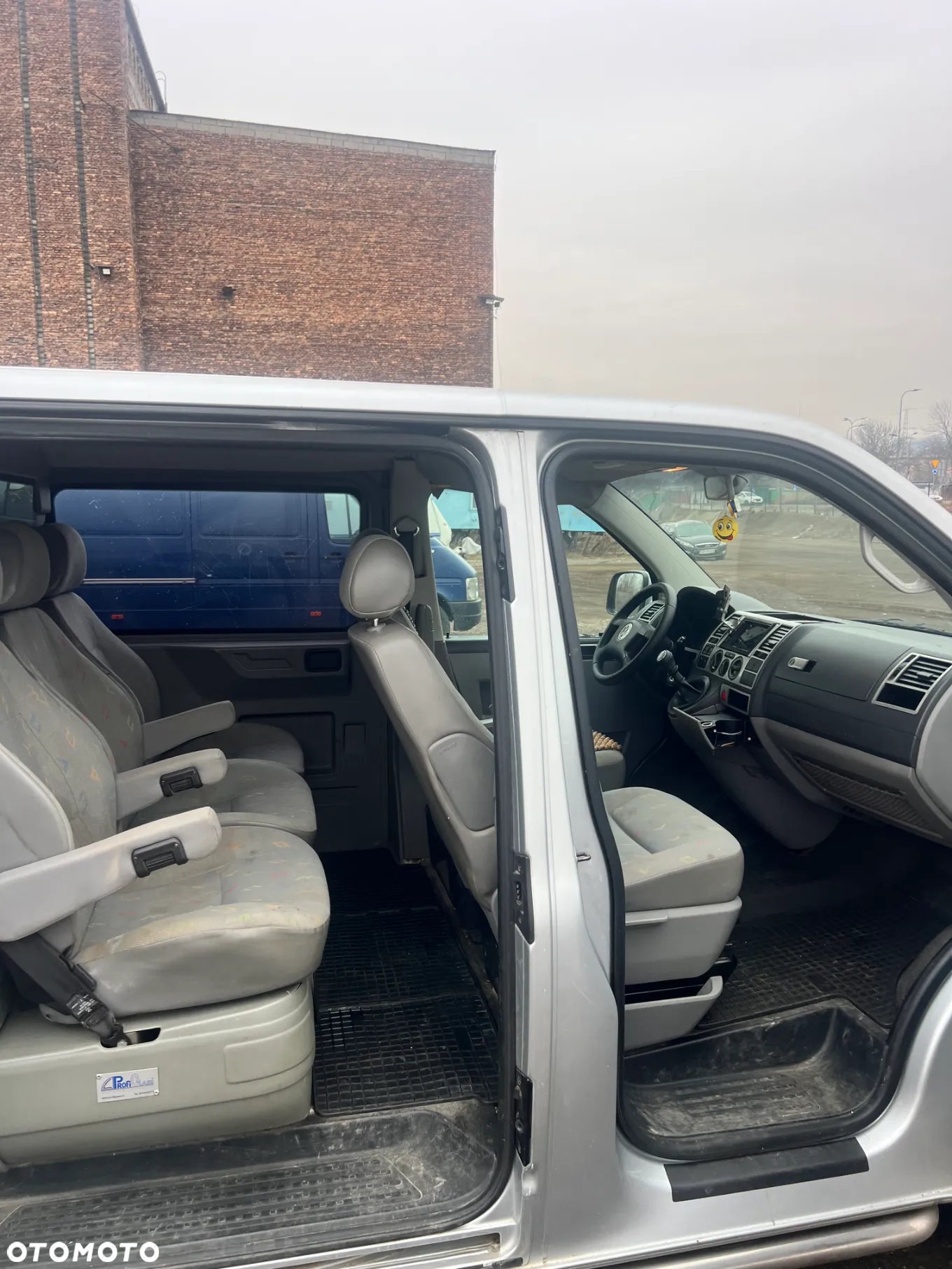 Volkswagen T5 - 5