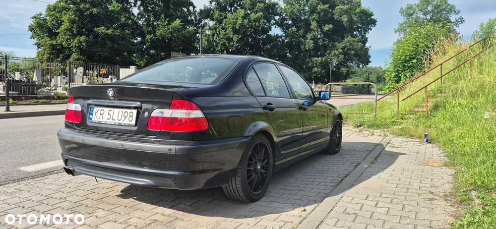BMW Seria 3 330i - 5