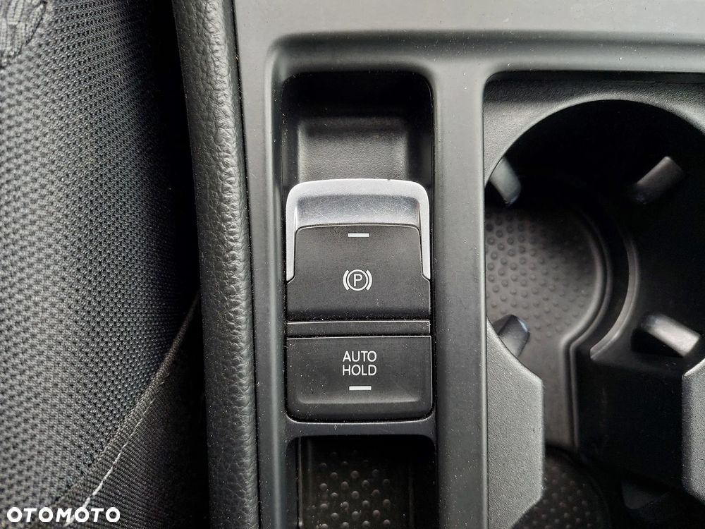 Volkswagen Golf - 19