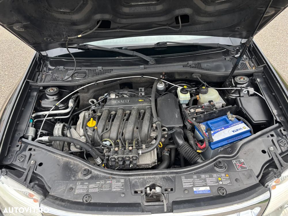 Dacia Duster 1.6 4x2 Laureate - 8