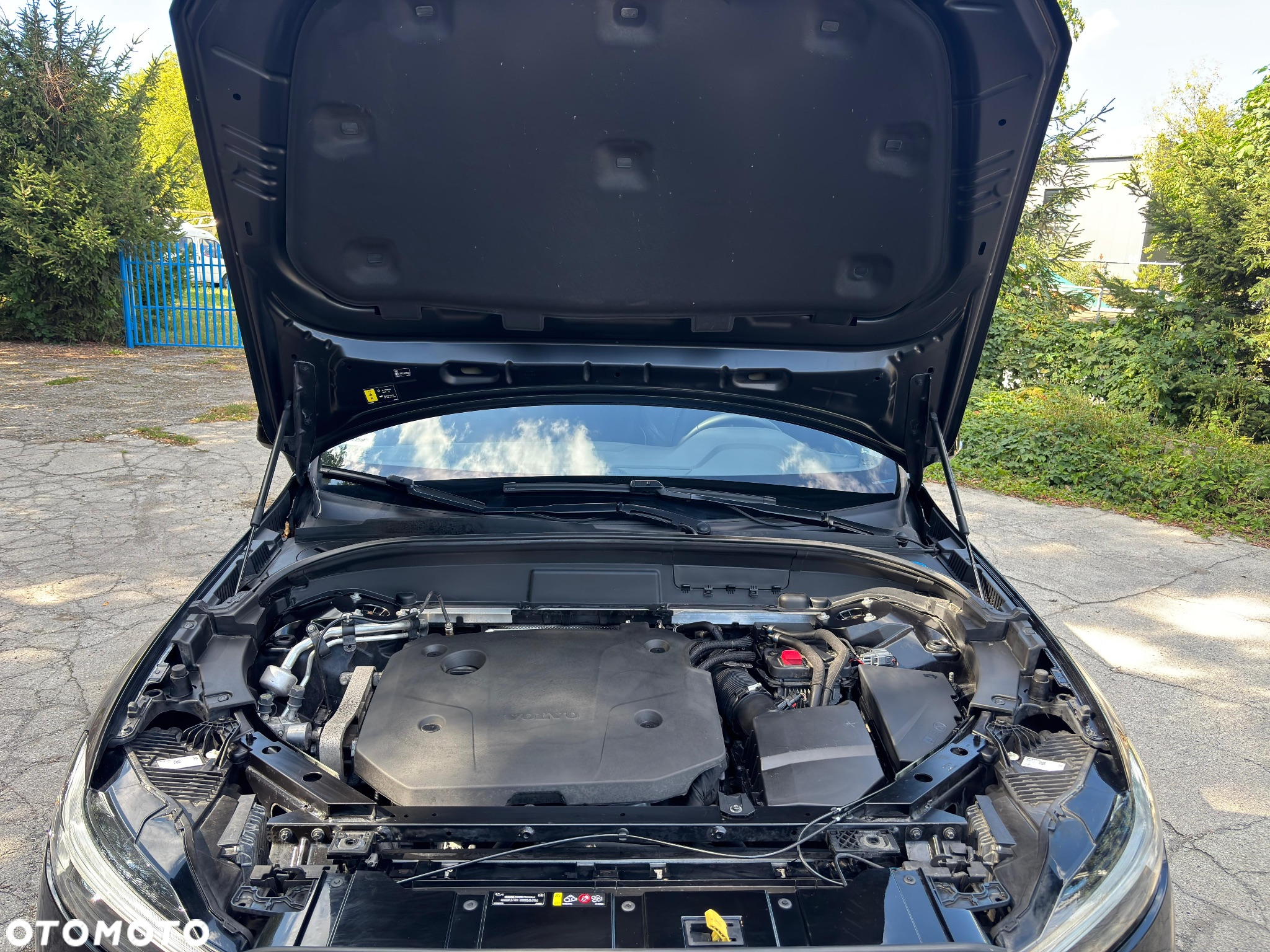 Volvo XC 60 D4 AWD R-Design - 31