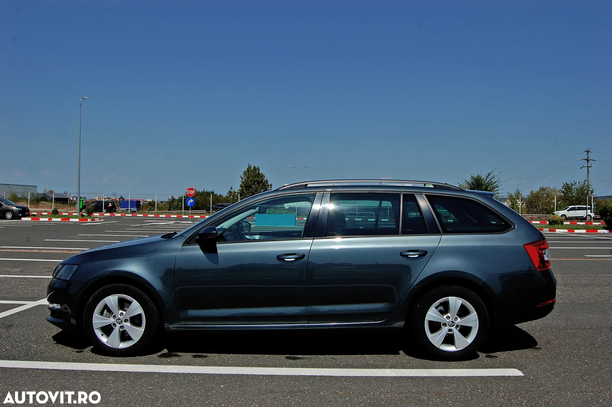 Skoda Octavia 2.0 TDI DSG Style - 10