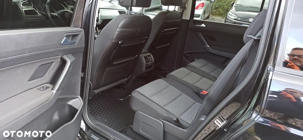 Volkswagen Touran 2.0 TDI BMT Comfortline DSG - 11