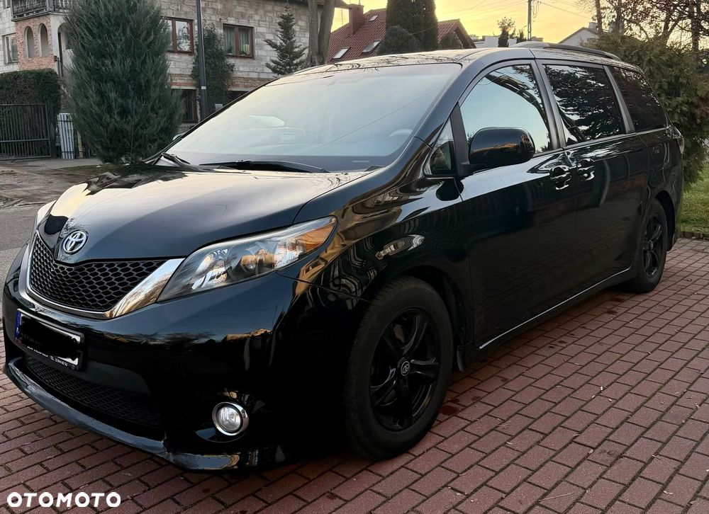 Toyota Sienna 3.5 V6 XLE AWD - 2