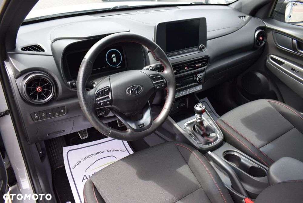 Hyundai Kona - 18