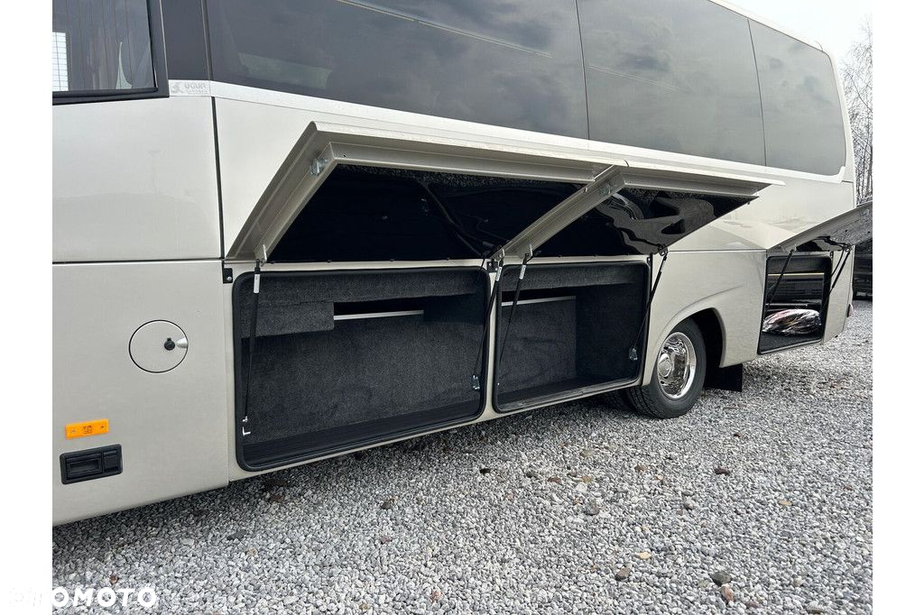 Mercedes-Benz Sprinter 519 - 29