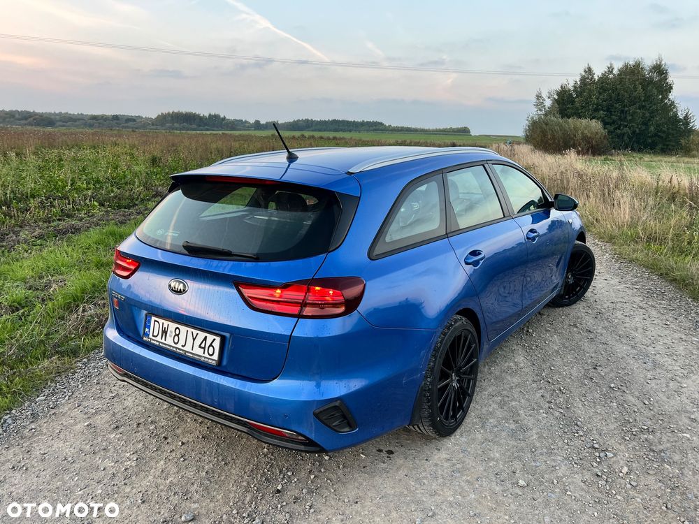 Kia Ceed 1.6 CRDi SCR L Business Line - 11