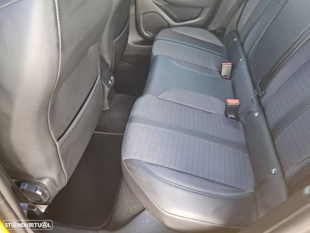 Peugeot 208 1.2 PureTech Allure Pack - 9