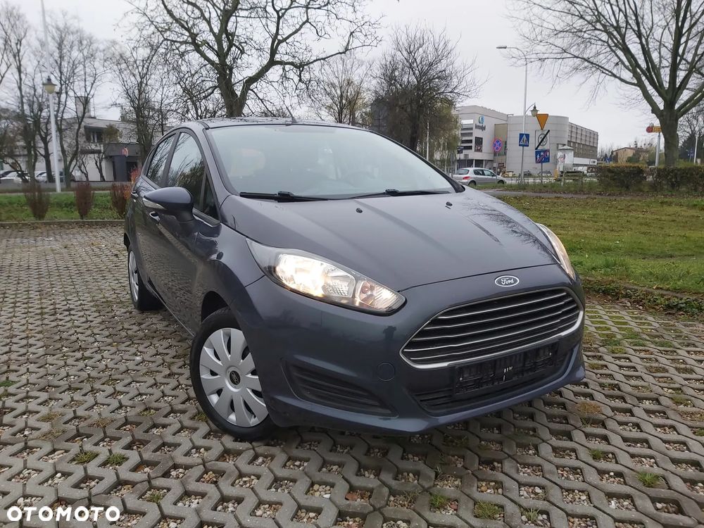 Ford Fiesta 1.5 TDCi Ambiente - 25