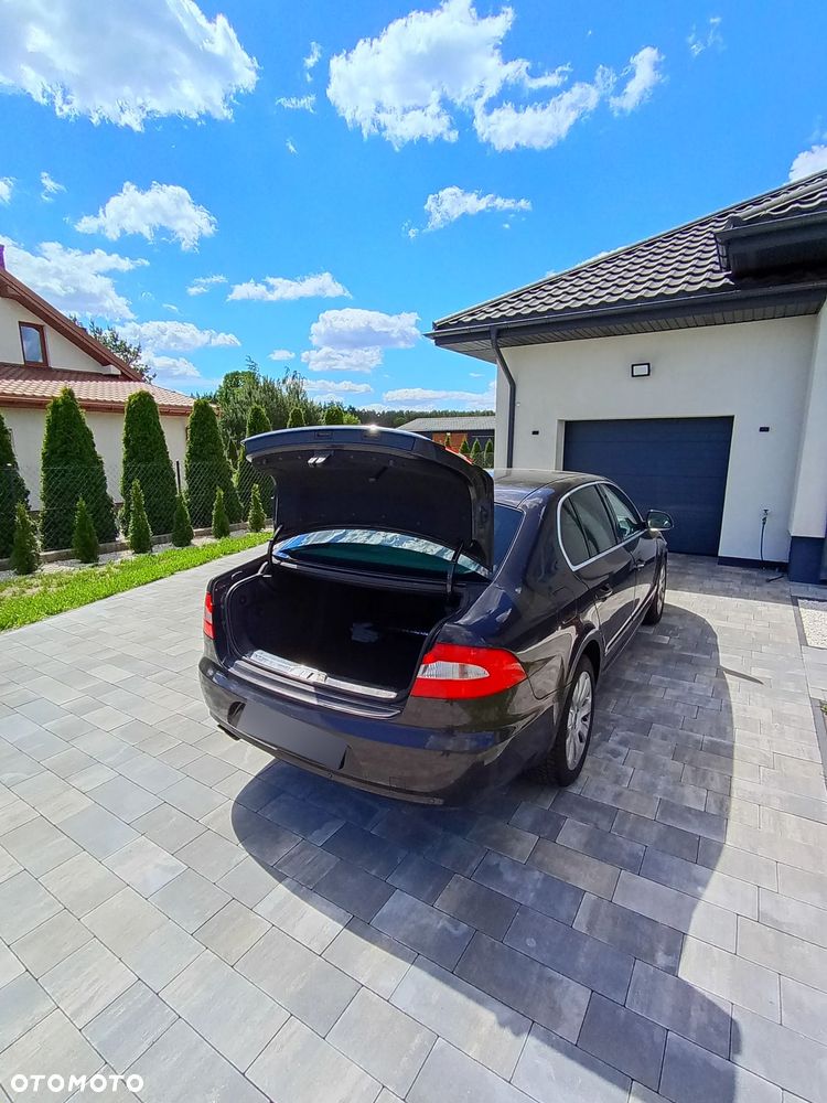 Skoda Superb 2.0 TDI Elegance - 2