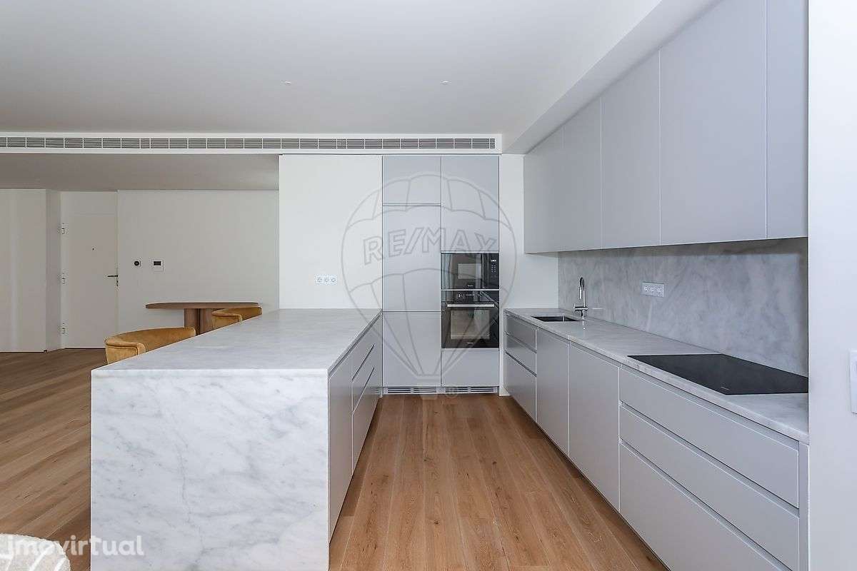 Apartamento T3 para arrendamento - Grande imagem: 2/17