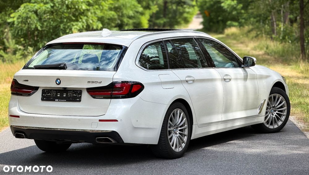 BMW Seria 5 530d xDrive mHEV Luxury Line - 14