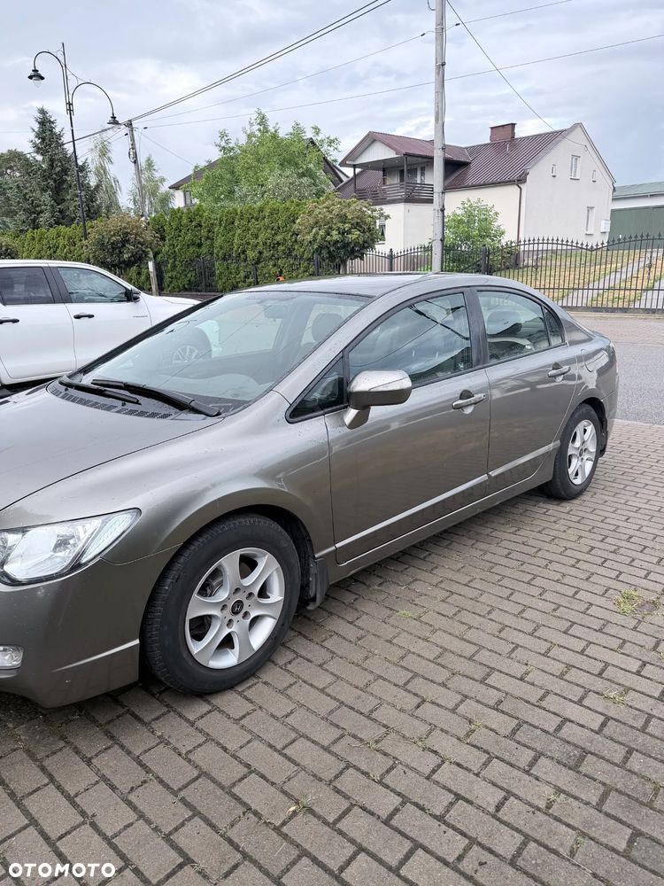 Honda Civic 1.8 Comfort - 3
