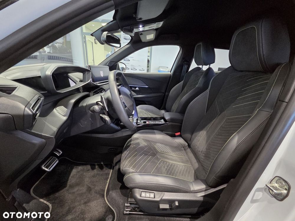 Peugeot 2008 - 10