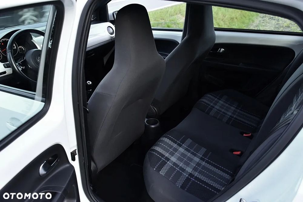 Volkswagen up! 1.0 move - 8