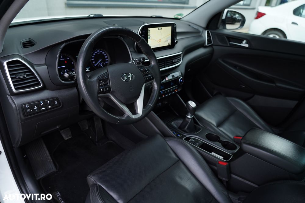Hyundai Tucson blue 2.0 CRDi 4WD Premium - 33