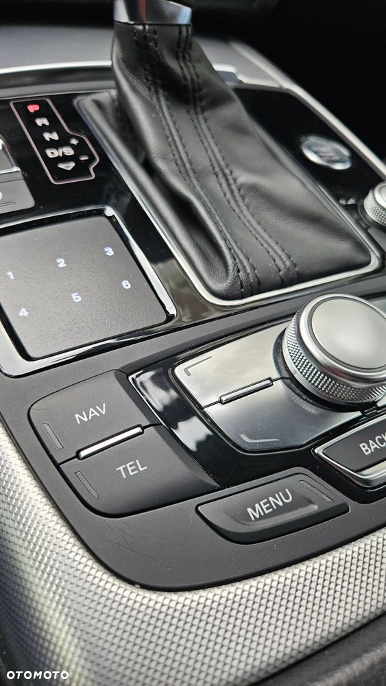 Audi A6 Allroad - 14