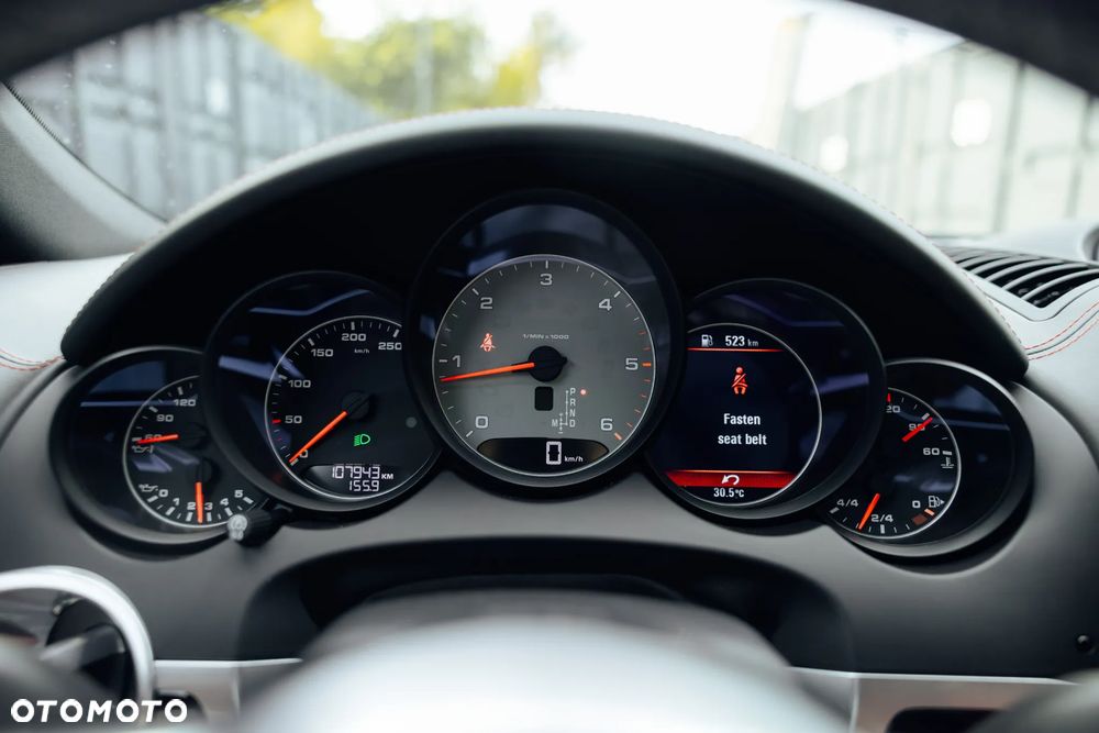 Porsche Cayenne S Diesel - 9