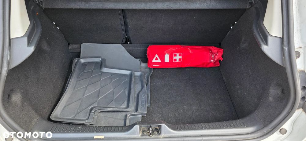 Renault Clio 1.2 16V Alize - 14