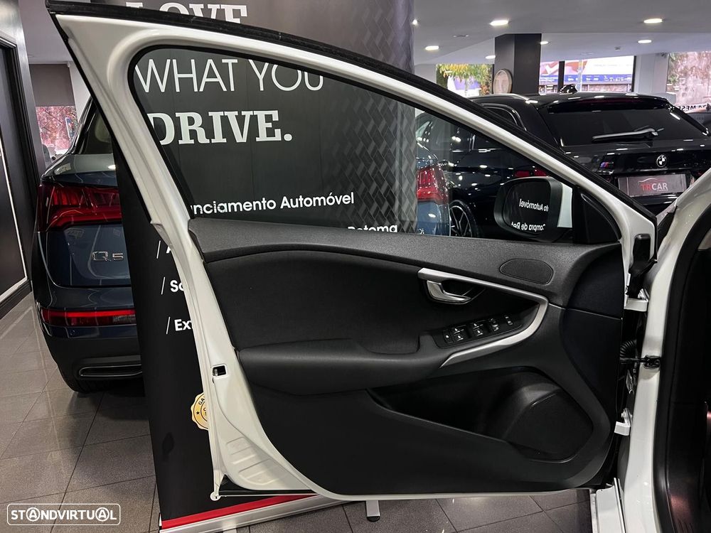 Volvo V40 1.6 D2 Kinetic Eco - 15