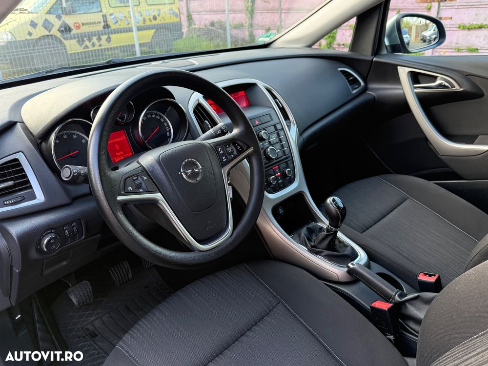 Opel Astra 1.4 Turbo Design Edition - 8